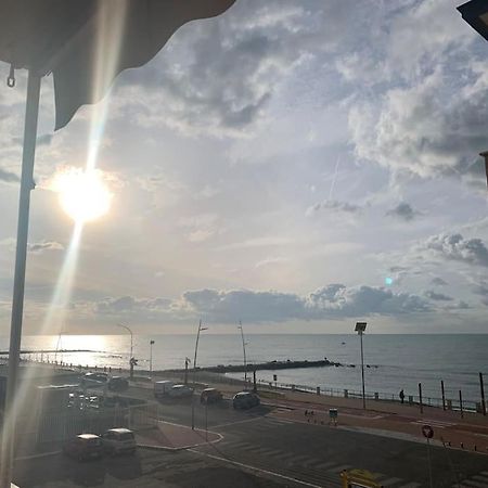 Rome'S Harbour All Year リド・ディ・オスティア エクステリア 写真